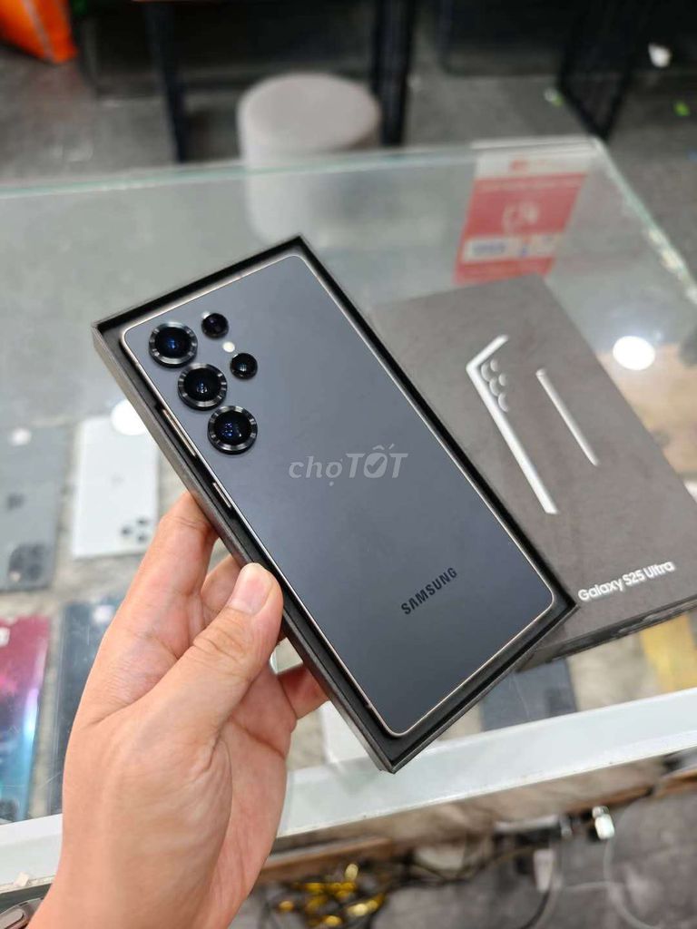 Samsung Galaxy S25 Ultra 512GB Black Titan. Mua bán Điện thoại tại Thành phố Buôn Ma Thuột Đắk Lắk được đăng bởi Định Phone47 hình 1