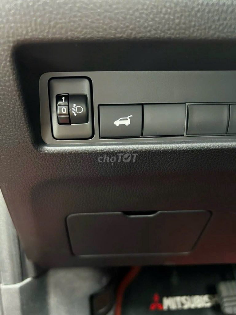 MITSUBISHI XFORCE - XE MỚI 100% + TRƯỚC BẠ. Mua bán Ô tô tại Quận 1 Tp Hồ Chí Minh được đăng bởi Minh Phươngg hình 6