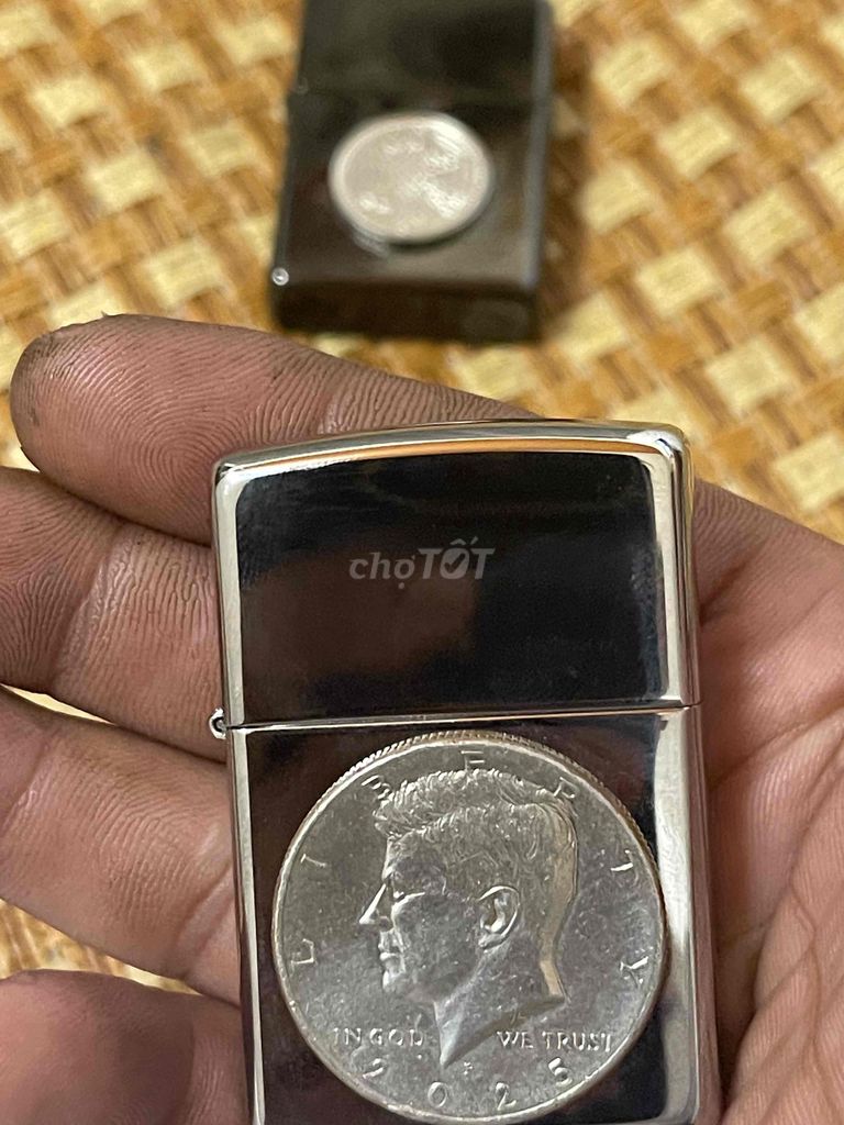 Bật lửa Zippo Kim loại Bạc 2013. Mua bán Đồ sưu tầm, đồ cổ tại Quận Thanh Khê Đà Nẵng được đăng bởi Võ Thành hình 1