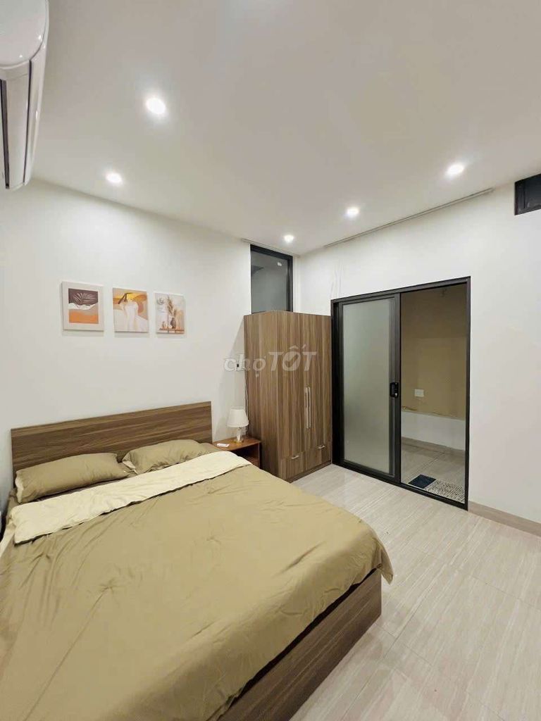 Private full-floor penthouse with beautiful views — photo 10