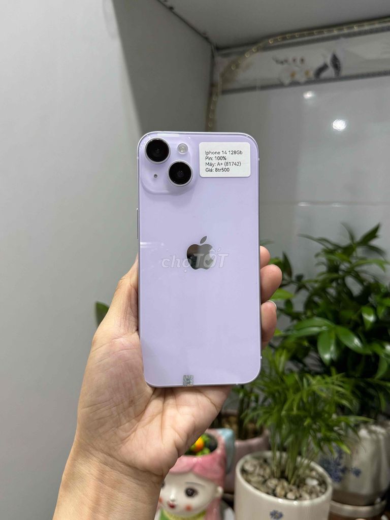 iPhone 14 128G Quốc tế Tím P100 Zin đẹp 99. Mua bán Điện thoại tại Huyện Hóc Môn Tp Hồ Chí Minh được đăng bởi Nguyễn Thu hình 1