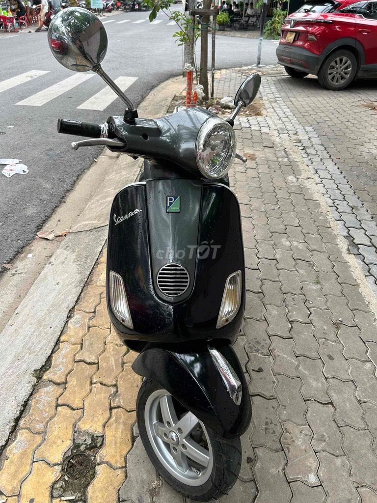 Cầm đồ bán thanh lý : chiếc tay ga Piaggo Vecpas .. Mua bán Xe máy tại Quận 7 Tp Hồ Chí Minh được đăng bởi Mạnh Hùng hình 1
