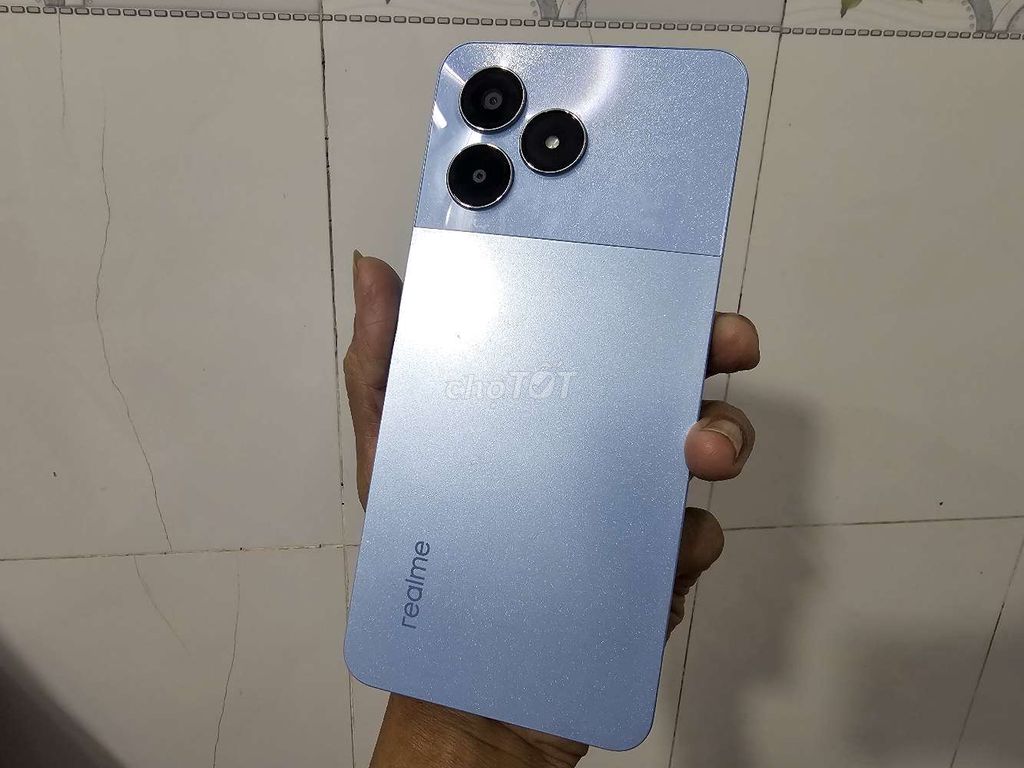 Realme C60 Hãng 2 Sim 4+64G 5000ah 6.74in Có Đổi. Mua bán Điện thoại tại Quận Ninh Kiều Cần Thơ được đăng bởi Đang Mobile Có Thu Máy Lại Mua bán uy tín  hình 1