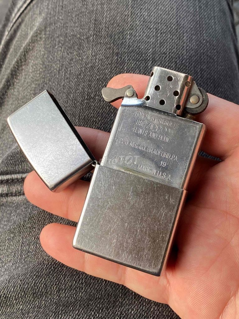 ZIPPO CHÍNH HÃNG 100% 2019 GIÁ ĐÃ BAO SHIP