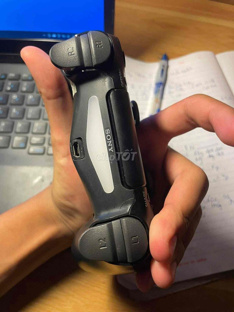 Tay cầm chơi game Sony PS4 Đen đã sử dụng. Mua bán Thiết bị chơi game tại Huyện An Dương Hải Phòng được đăng bởi   Giáo Đầu hình 1