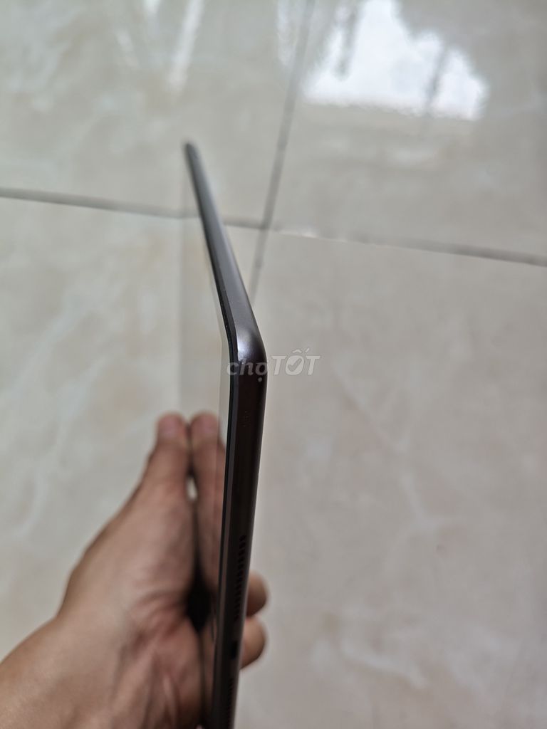 Apple iPad Gen 9 Xám Đã qua sử dụng. Mua bán Máy tính bảng tại Quận 12 Tp Hồ Chí Minh được đăng bởi Giang hình 1
