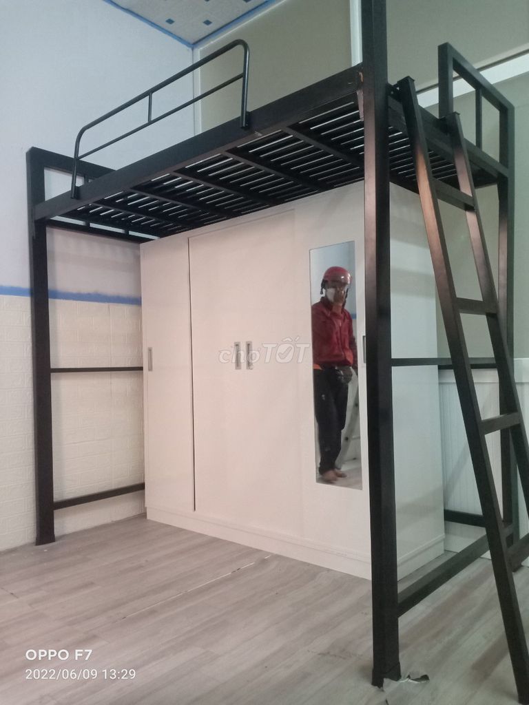 Giường tầng Sắt Đen 80-1m6x2m1. Mua bán Giường, chăn ga gối nệm tại Quận 3 Tp Hồ Chí Minh được đăng bởi My My hình 1
