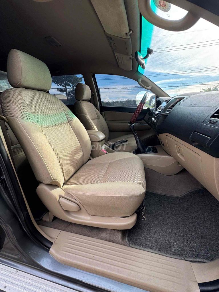 Toyota Hilux 2013 2.5E 4x2 MT - 100000 km. Mua bán Ô tô tại Thành phố Pleiku Gia Lai được đăng bởi Dinh Trung  hình 9