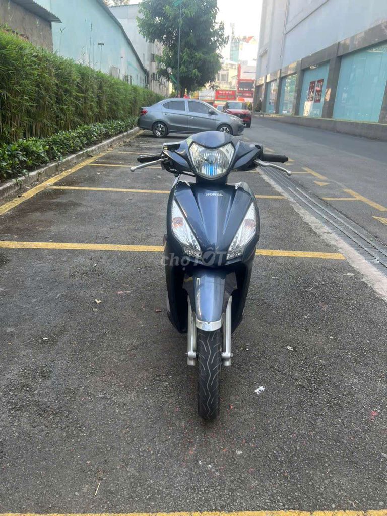 Honda Vision 2020 Smartkey Xanh. Mua bán Xe máy tại Thành phố Thủ Đức Tp Hồ Chí Minh được đăng bởi Heoheo Heoheo hình 4