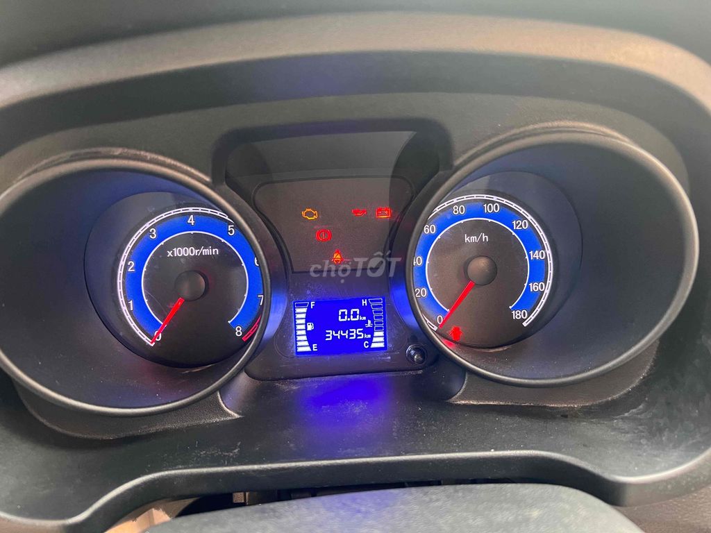 Xe tải Thaco TF230 đời 2024 đẹp mới thùng 2.8 m. Mua bán Xe tải, xe ben tại Quận 12 Tp Hồ Chí Minh được đăng bởi AUTO SÀI THÀNH hình 9