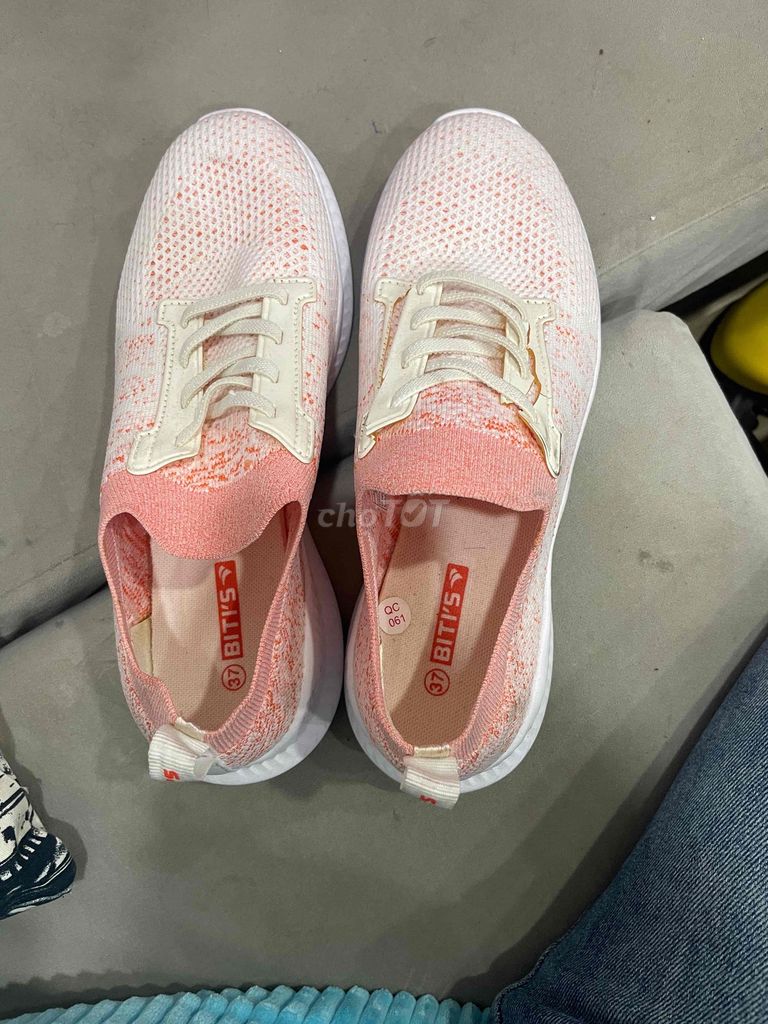 Giày thể thao Bitis Nữ Hồng Size 37. Mua bán Giày dép tại Quận Tân Bình Tp Hồ Chí Minh được đăng bởi Dương Vi hình 1