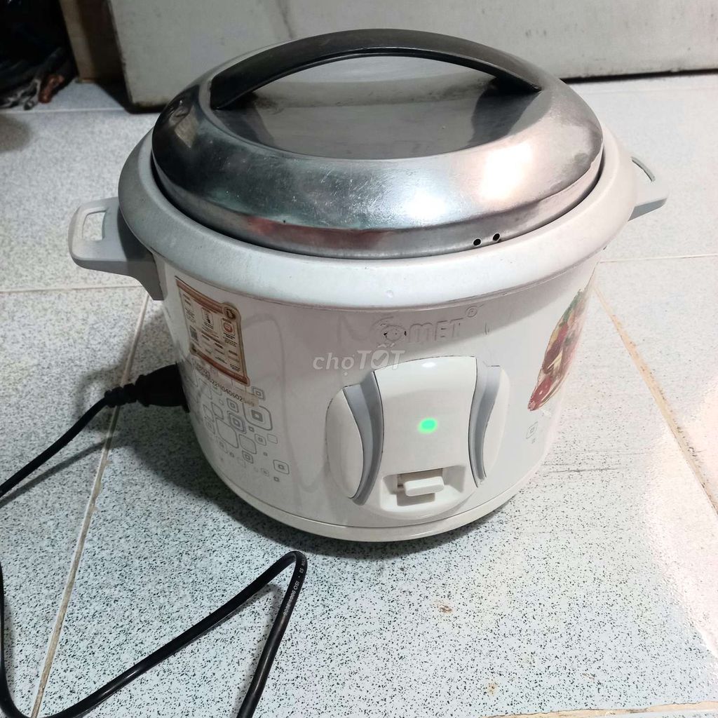 Nồi cơm điện Comet 1.8 lít Trắng. Mua bán Bếp, lò, đồ điện nhà bếp tại Thành phố Thủ Đức Tp Hồ Chí Minh được đăng bởi Tila Thuy hình 1