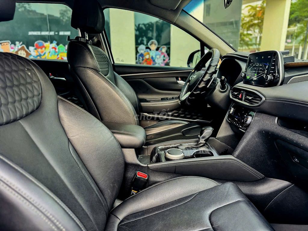 Hyundai Santa Fe 2021 2.2 Dầu đặc biệt - 74000 km. Mua bán Ô tô tại Quận 7 Tp Hồ Chí Minh được đăng bởi JENNIE hình 6