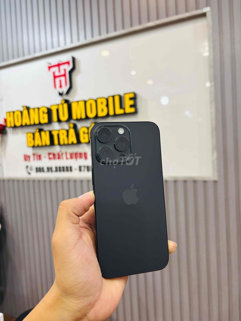 Apple iPhone 15 Pro Max 256GB Đen. Mua bán Điện thoại tại Quận Liên Chiểu Đà Nẵng được đăng bởi Hoàng Tú Mobile hình 1
