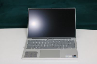 List VP sale LG Asus Thinkpad Acer Dell XPS 9315
