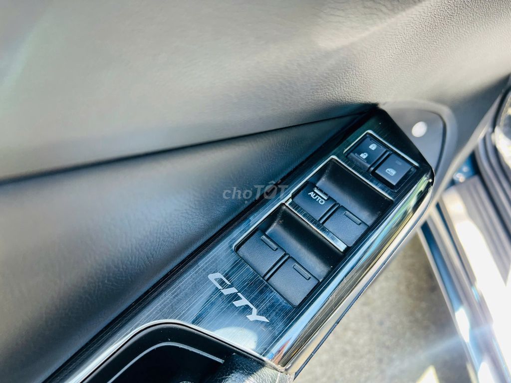 Honda City 2019 1.5TOP - 74000 km. Mua bán Ô tô tại Thành phố Dĩ An Bình Dương được đăng bởi Tài Bình Dương hình 7