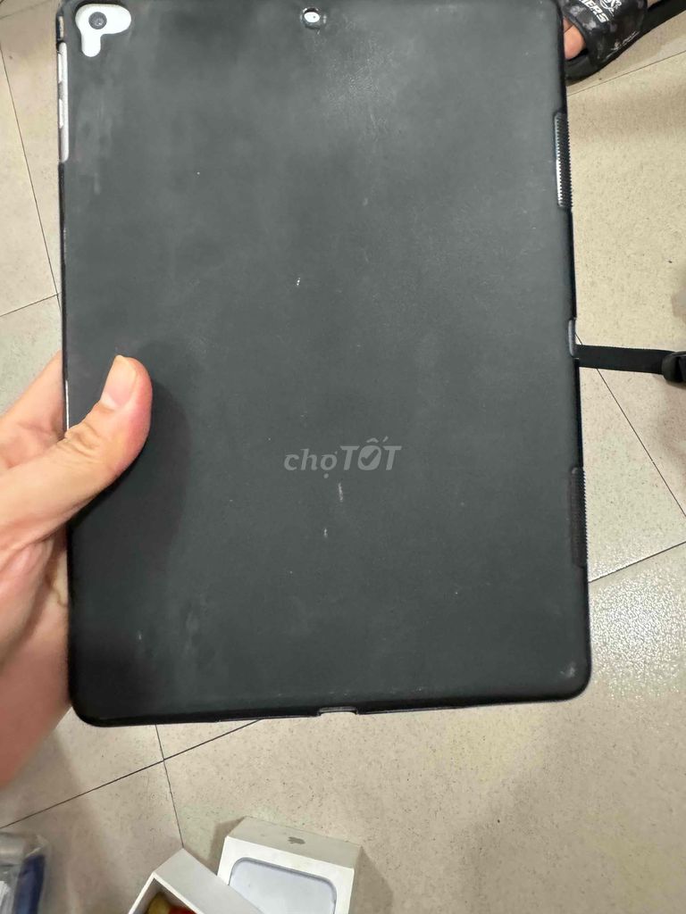 ipad gen 6 32g wifi. Mua bán Máy tính bảng tại Quận Bình Thạnh Tp Hồ Chí Minh được đăng bởi  nguyễn hình 3
