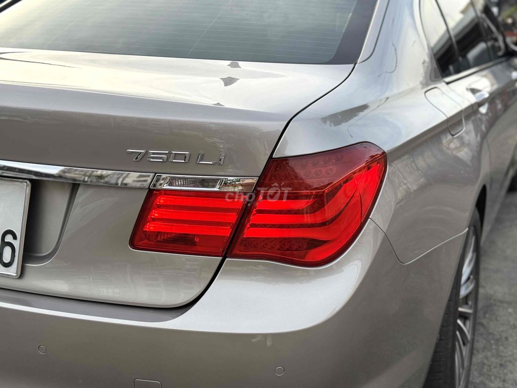 BMW 7 Series 2009 750Li F02 dkld 2011. Mua bán Ô tô tại Quận Tân Phú Tp Hồ Chí Minh được đăng bởi Lê Băng Vinh hình 11