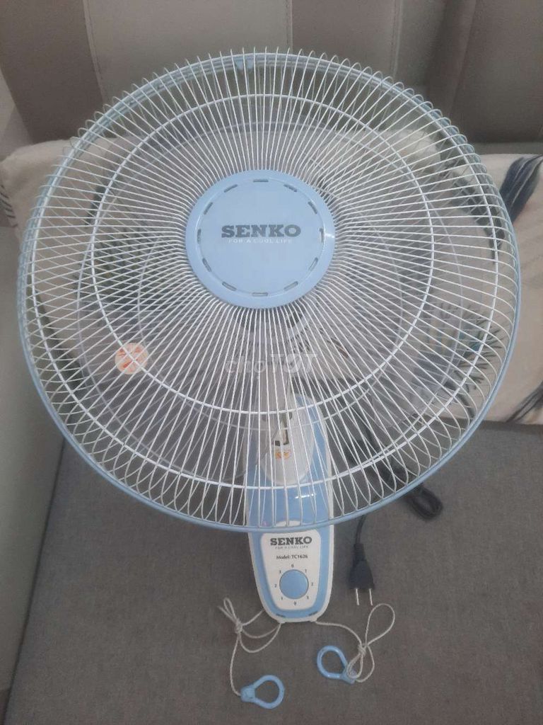 Quạt treo tường SENKO 2 đây kéo. Mua bán Quạt tại Quận Bình Tân Tp Hồ Chí Minh được đăng bởi A Thông hình 1