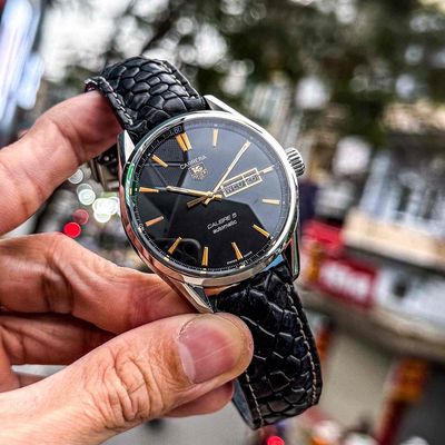TAG Heuer Carrera Day Date WAR201C.FC6266 Automati. Mua bán Đồng hồ tại Quận Hoàng Mai Hà Nội được đăng bởi Đồng Hồ Minh Triệu