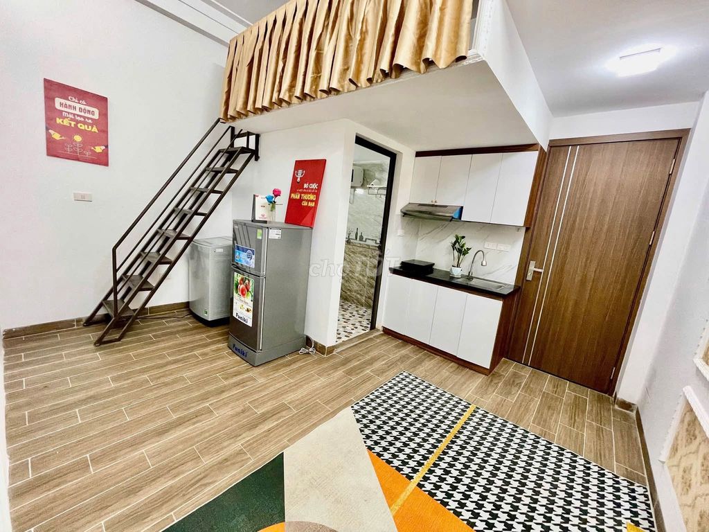 Квартира 1 спальня, кухня и антресоль, Чинь Кинь