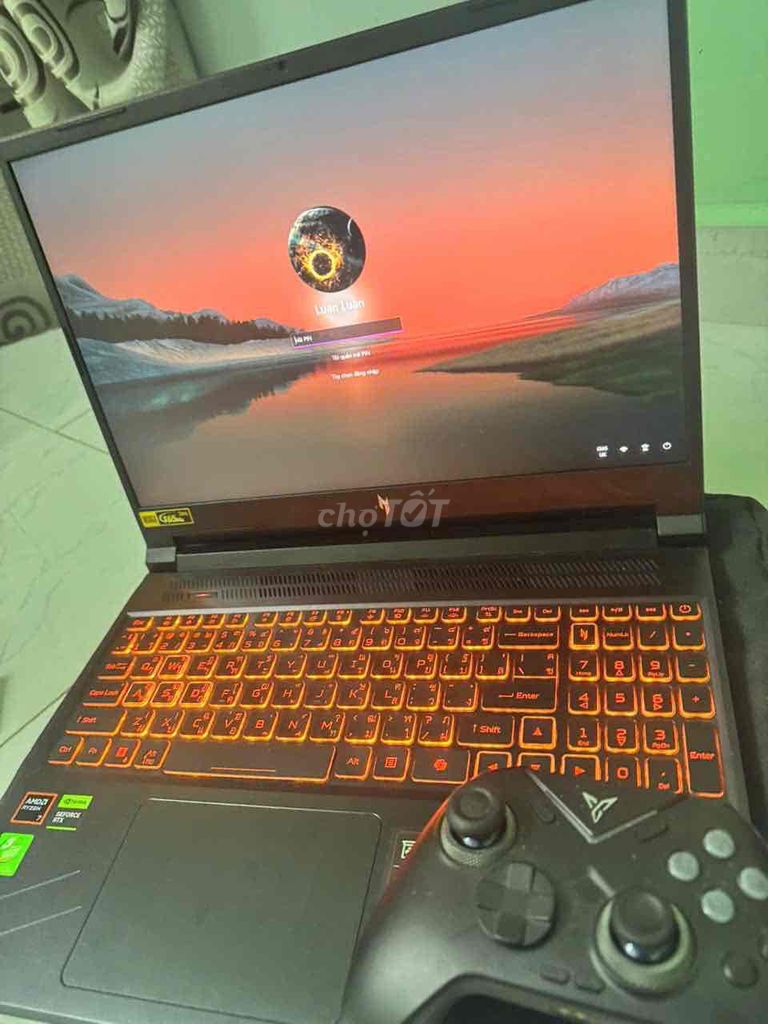 Acer Nitro V16 Pro Ryzen 7 8845HS 16GB/512GB. Mua bán Laptop tại Quận Gò Vấp Tp Hồ Chí Minh được đăng bởi lunlin hình 1