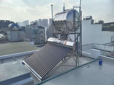Sửa chữa máy năng lượng mặt trời