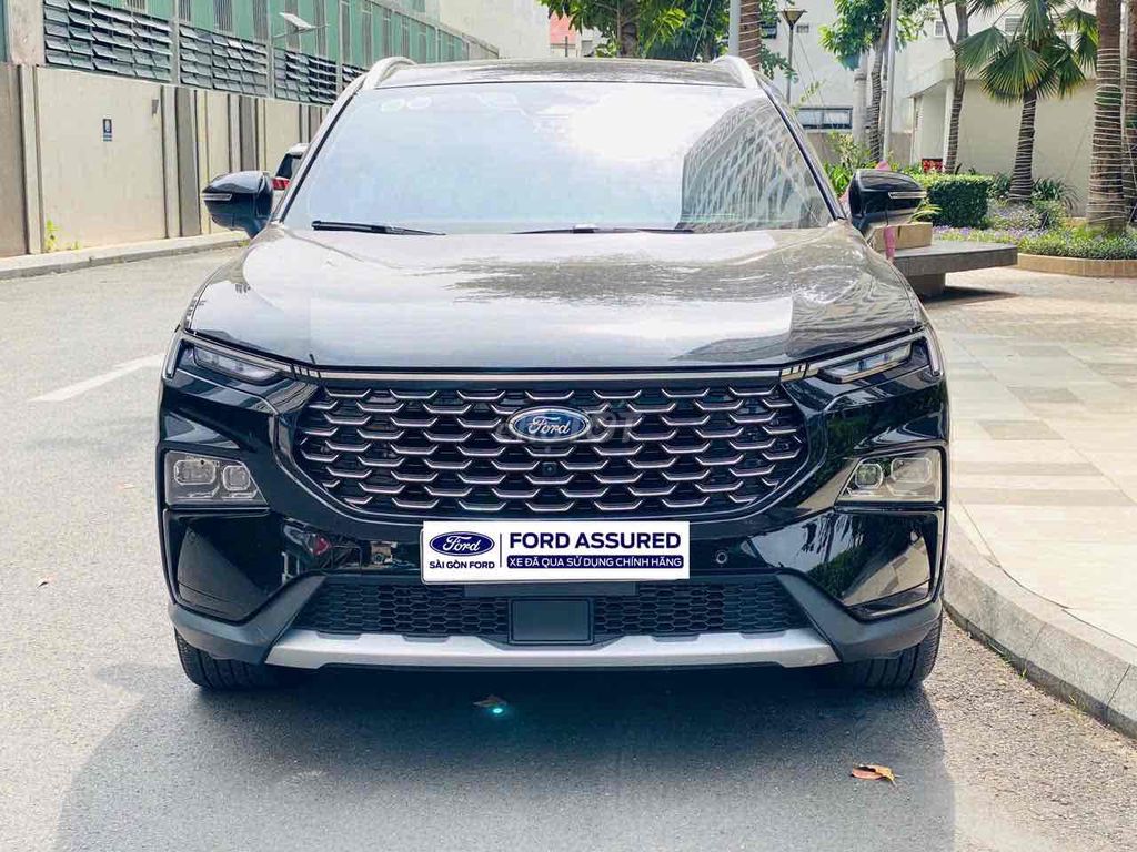 Hãng Ford bán Territory Titan X 2023 lướt 1 chủ