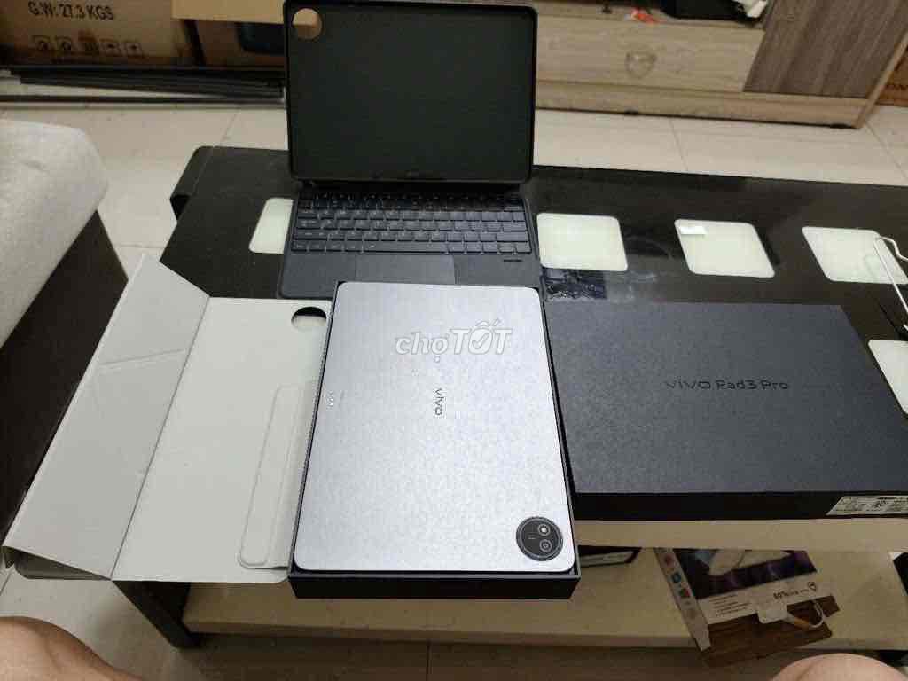 Vivo Pad 3 Pro 8GB/128GB Mỏng đẹp. Mua bán Máy tính bảng tại Quận Ba Đình Hà Nội được đăng bởi Nghia Le hình 1