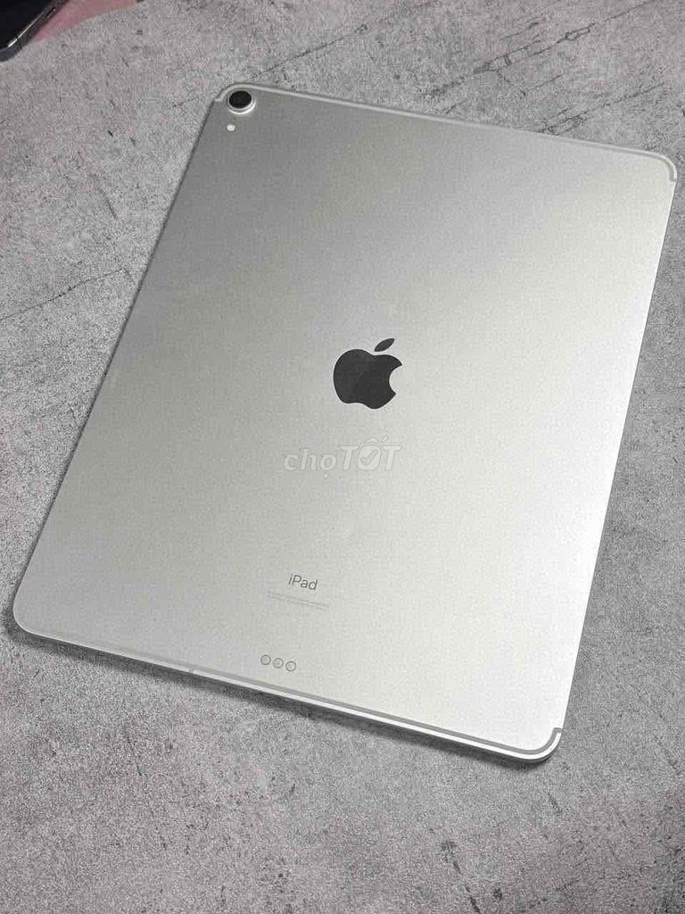 iPad Pro Gen 3 12.9 inch 64GB bản Sim 4G Zin All. Mua bán Máy tính bảng tại Quận 3 Tp Hồ Chí Minh được đăng bởi Kim Thanh  hình 1