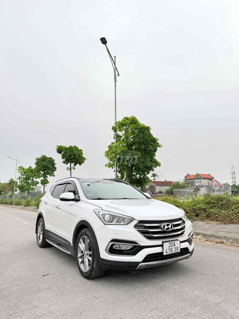 Hyundai Santa Fe 2016 2.2L 4WD Full Dầu- 95000 km. Mua bán Ô tô tại Huyện Sóc Sơn Hà Nội được đăng bởi 💕💕💕💕💕💕💕 hình 1