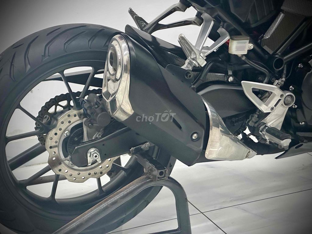 HONDA CB300R DATE 2019. Mua bán Xe máy tại Quận Gò Vấp Tp Hồ Chí Minh được đăng bởi Trần Trọng Thuận hình 9