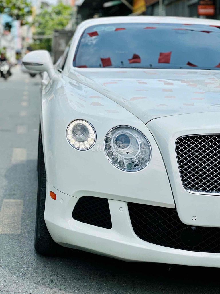 Bentley Continental Model 2014 W12 - 14000 km. Mua bán Ô tô tại Quận 8 Tp Hồ Chí Minh được đăng bởi Hồng Phúc hình 10