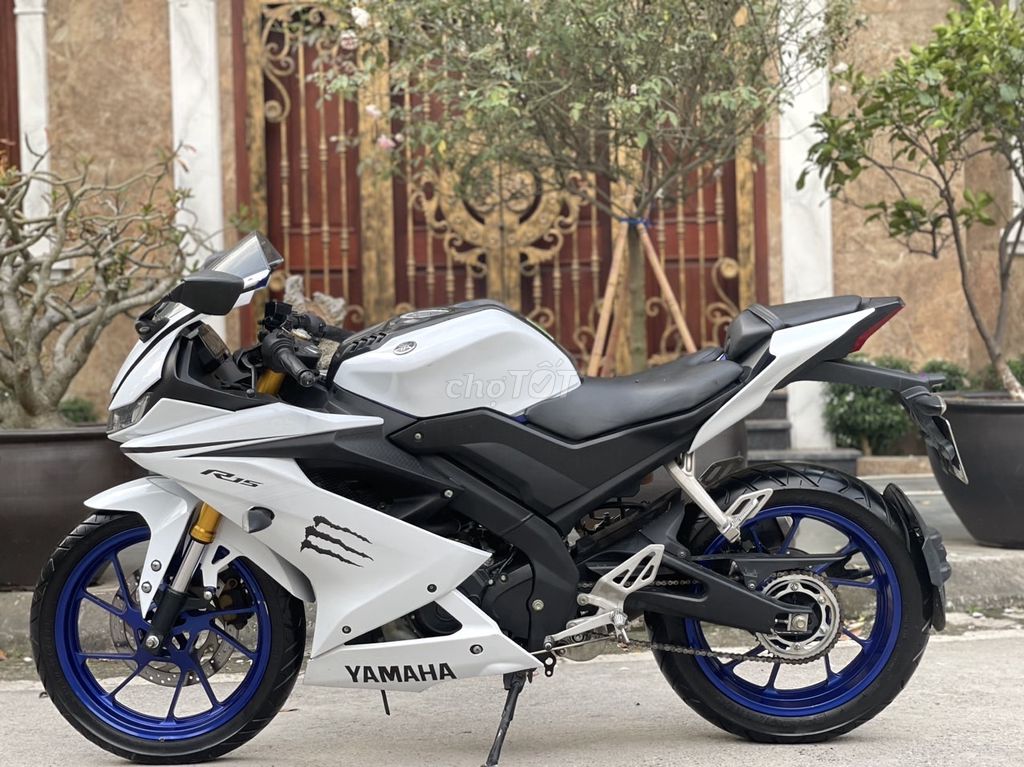 Yamaha R15 Trắng. Mua bán Xe máy tại Quận Hoàng Mai Hà Nội được đăng bởi Phú Lý hình 6