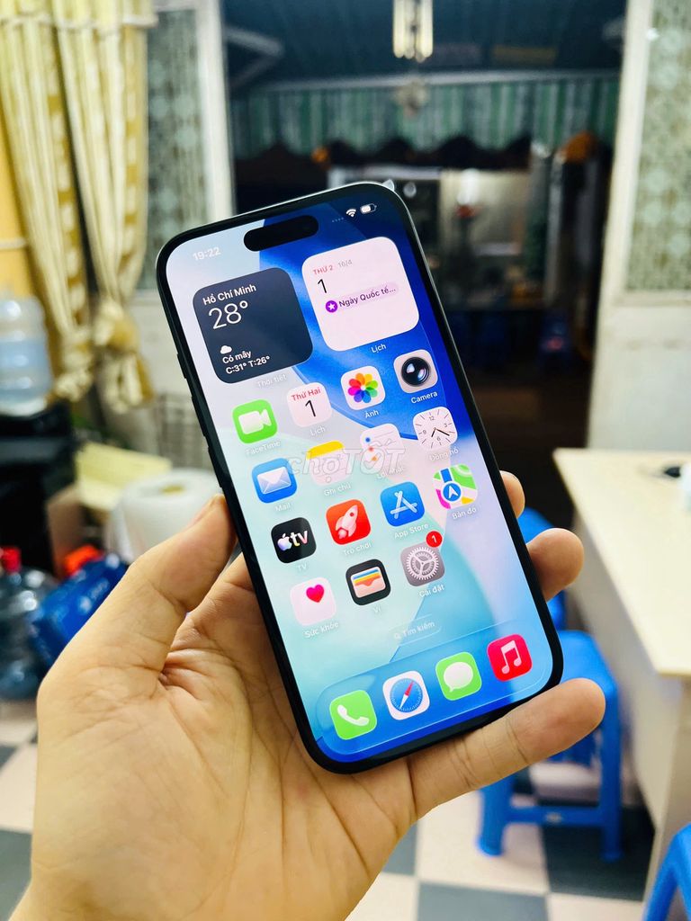 iPhone 16 128GB Đen VNA PIN 98%. Mua bán Điện thoại tại Quận Đống Đa Hà Nội được đăng bởi NHẬT LỆ CAMERA hình 1