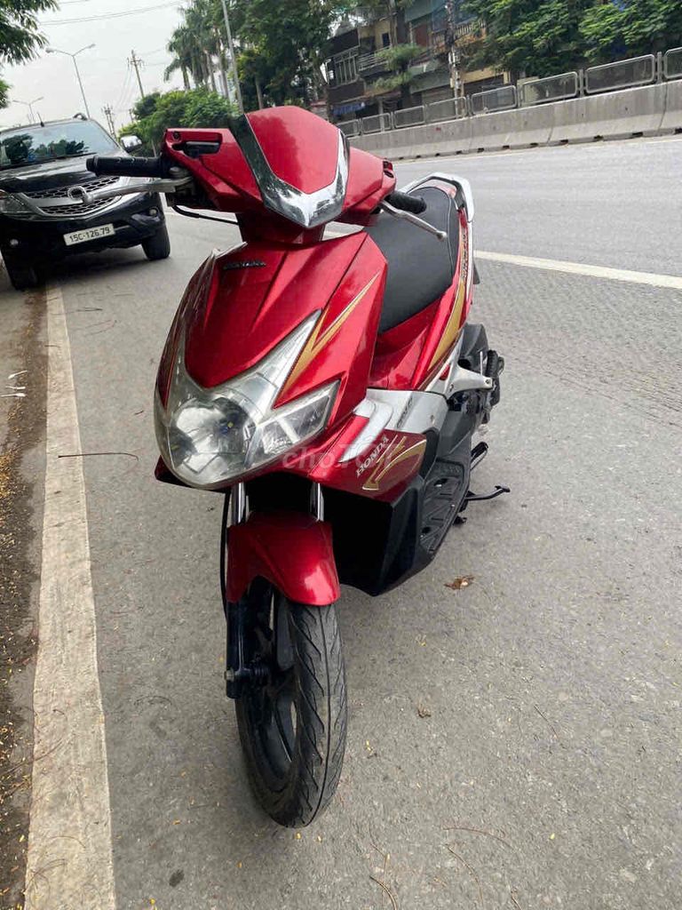 Airblade fi êm chất đẹp như hình. Mua bán Xe máy tại Quận Hồng Bàng Hải Phòng được đăng bởi Ly  hình 3