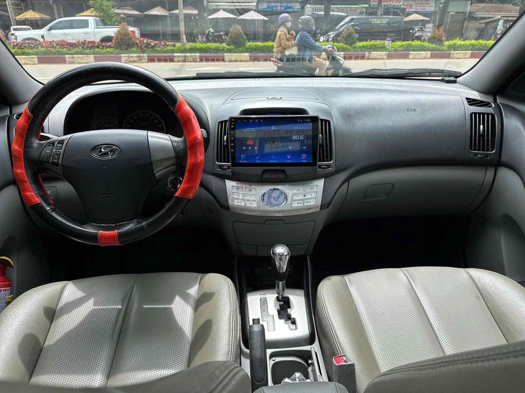 HYUNDAI AVANTE SX 2011 – BẢN ĐỦ, SỐ TỰ ĐỘNG, CỬA. Mua bán Ô tô tại Thành phố Pleiku Gia Lai được đăng bởi ĐĂNG KHÔI hình 8
