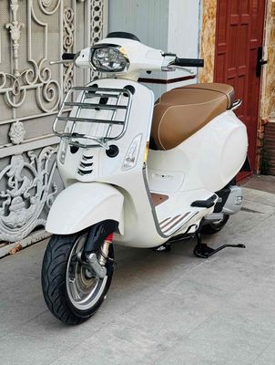 Piaggio Vespa Sprint 2023 150cc Trắng