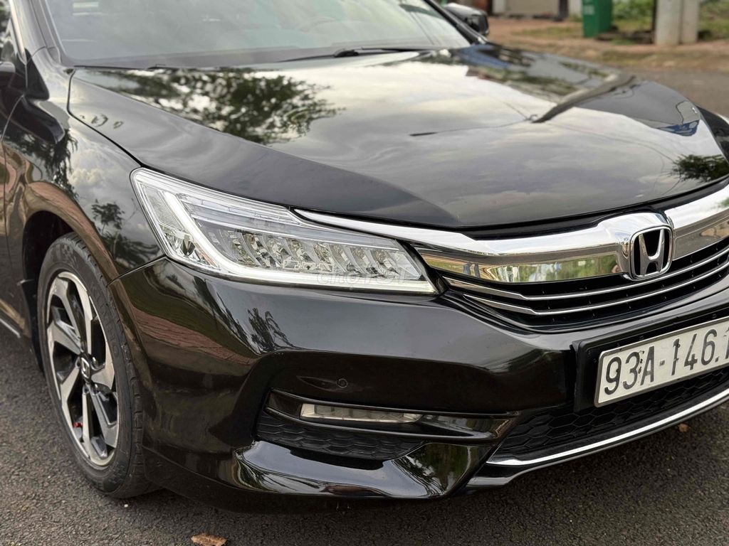 Honda Accord 2016 Đen. Mua bán Ô tô tại Thành phố Buôn Ma Thuột Đắk Lắk được đăng bởi Auto Ngân Nguyên BMT hình 5