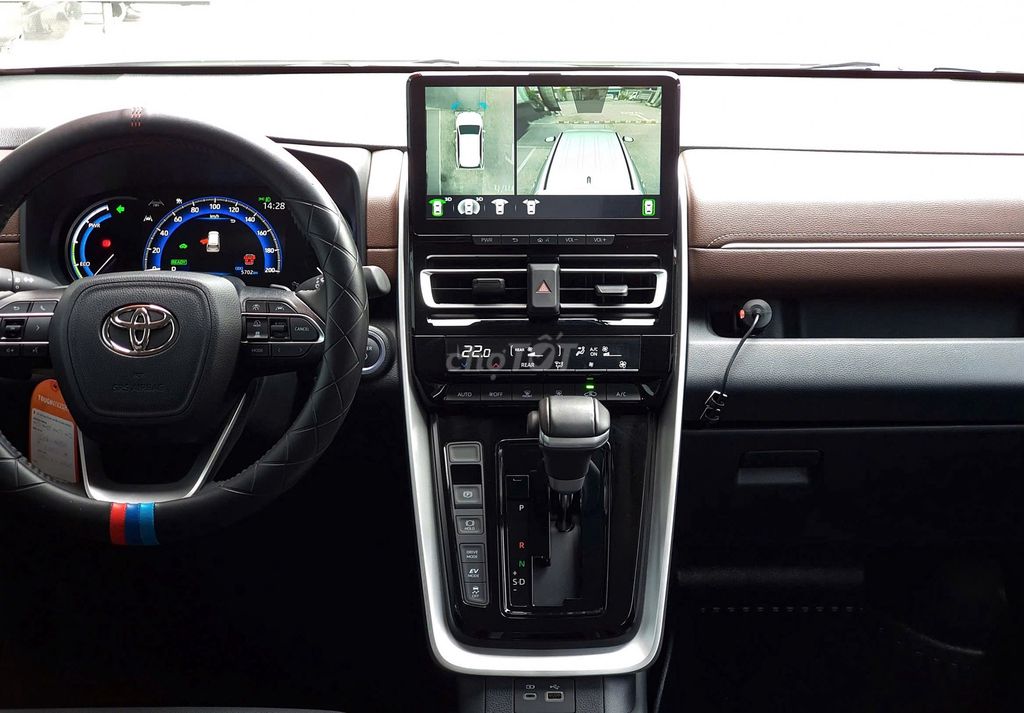 Innova Cross HEV 2024 - 5702 km -980 THƯƠNG LƯỢNG. Mua bán Ô tô tại Huyện Bình Chánh Tp Hồ Chí Minh được đăng bởi TRANGTRAN TOYOTA AN THÀNH hình 12