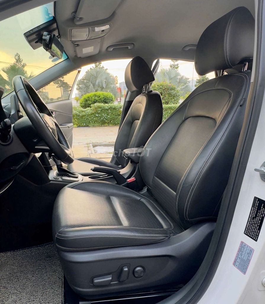 Hyundai kona 2.0ATH. Mua bán Ô tô tại Thành phố Thủ Đức Tp Hồ Chí Minh được đăng bởi Ms Hiệp  hình 14