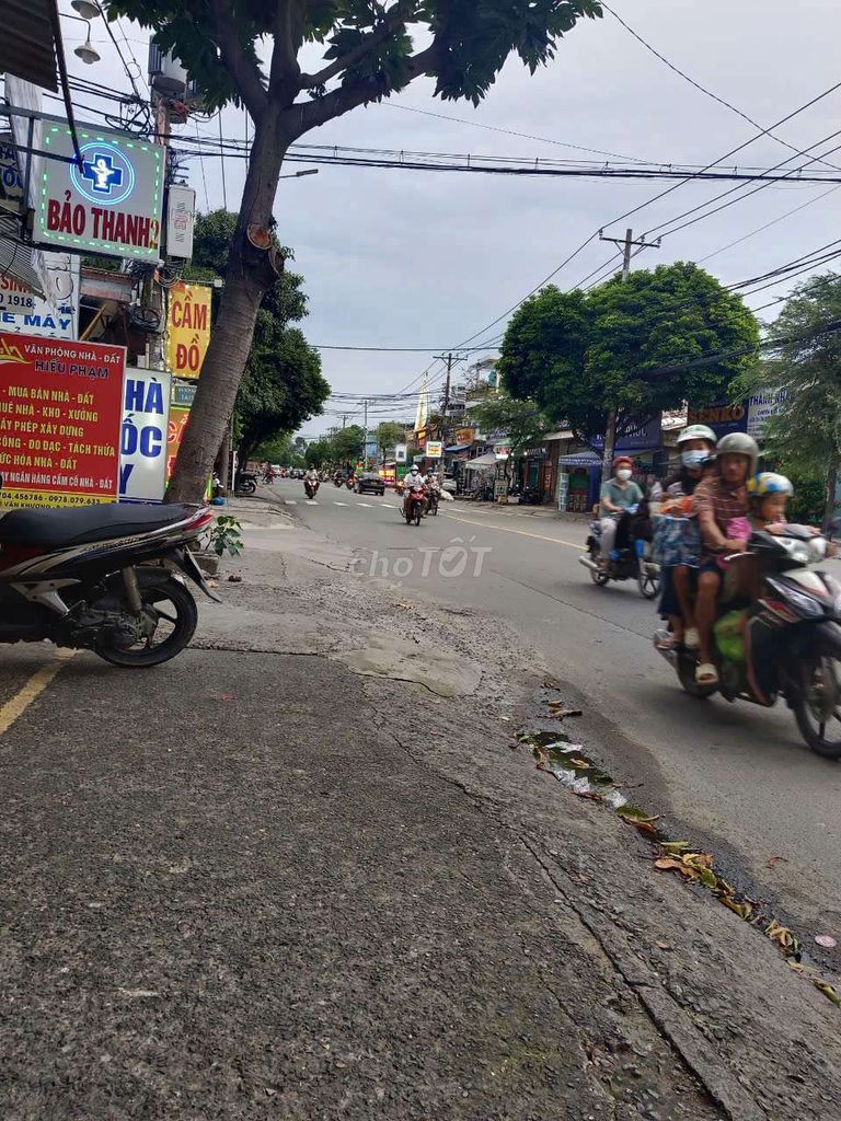 Cho thuê nhà nguyên căn mặt tiền