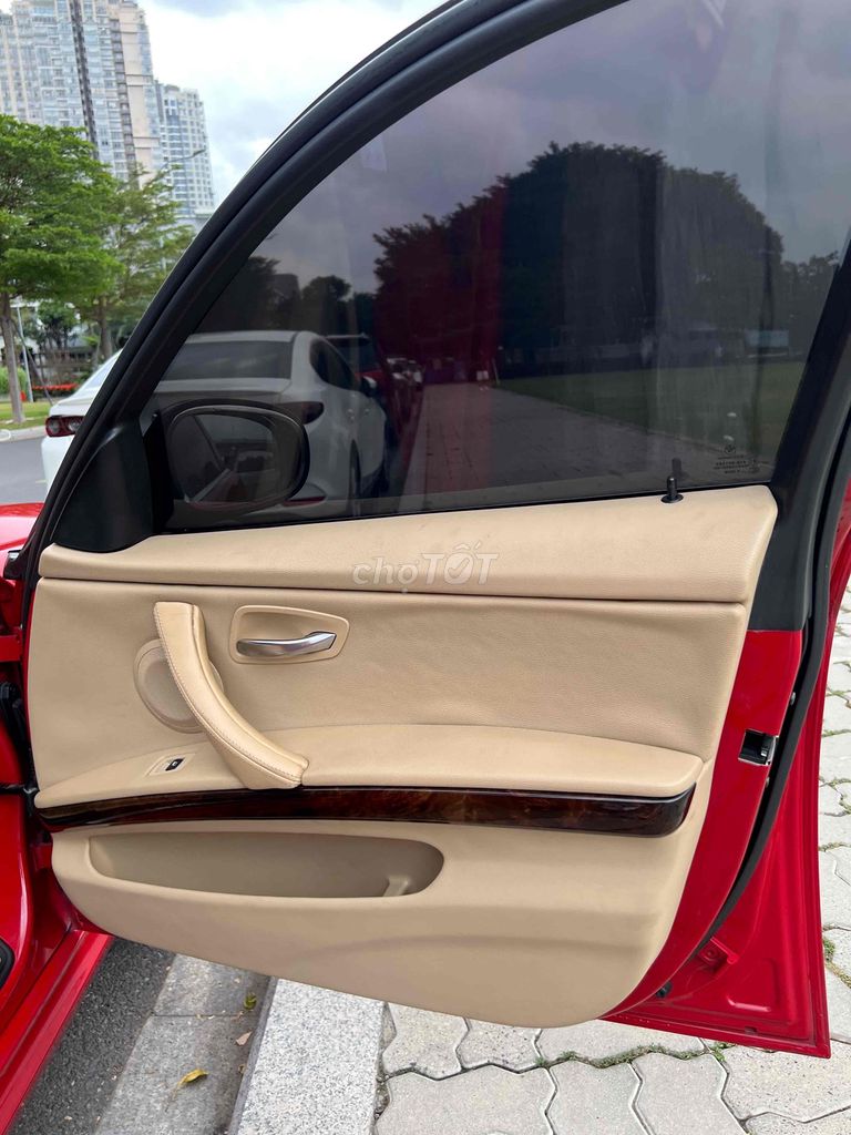 BMW E90 325i LCI 2009 Đỏ 130000 km. Mua bán Ô tô tại Thành phố Thủ Đức Tp Hồ Chí Minh được đăng bởi Nhật Phạm hình 12