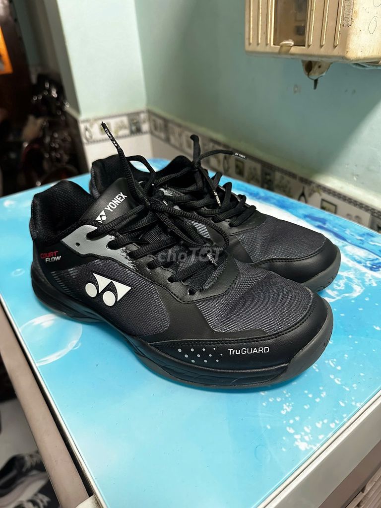 Giày cầu lông Yonex Court Flow Size 42 ĐEN (98%). Mua bán Giày dép tại Quận 12 Tp Hồ Chí Minh được đăng bởi Minh Quang hình 1