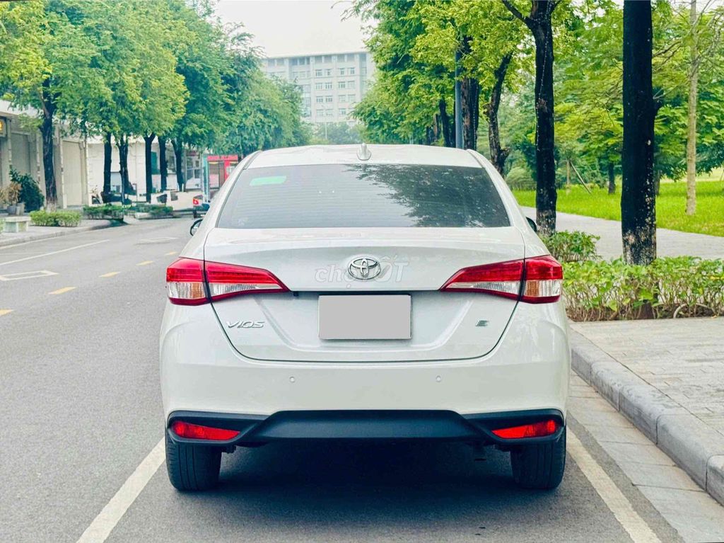 Toyota Vios E CVT 2023 Trắng. Mua bán Ô tô tại Quận Hoàng Mai Hà Nội được đăng bởi Mr Tài hình 5