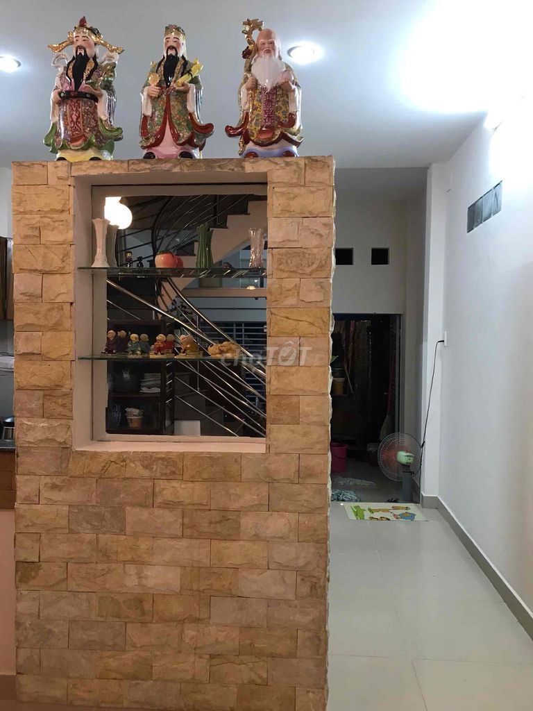 Дом с 1 этажом в переулке, 30м от Нгуен Ай Куок