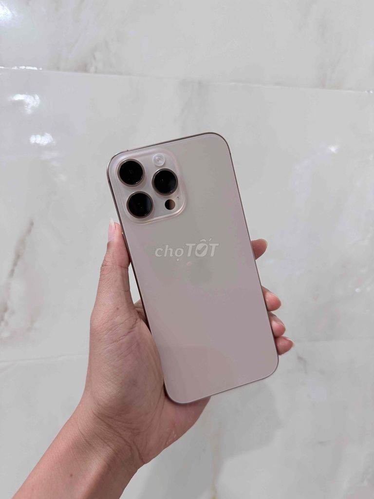 iPhone 16 Pro Max 256GB Vàng Mỹ. Mua bán Điện thoại tại Huyện Châu Đức Bà Rịa - Vũng Tàu được đăng bởi Lê Quang Sáng hình 1