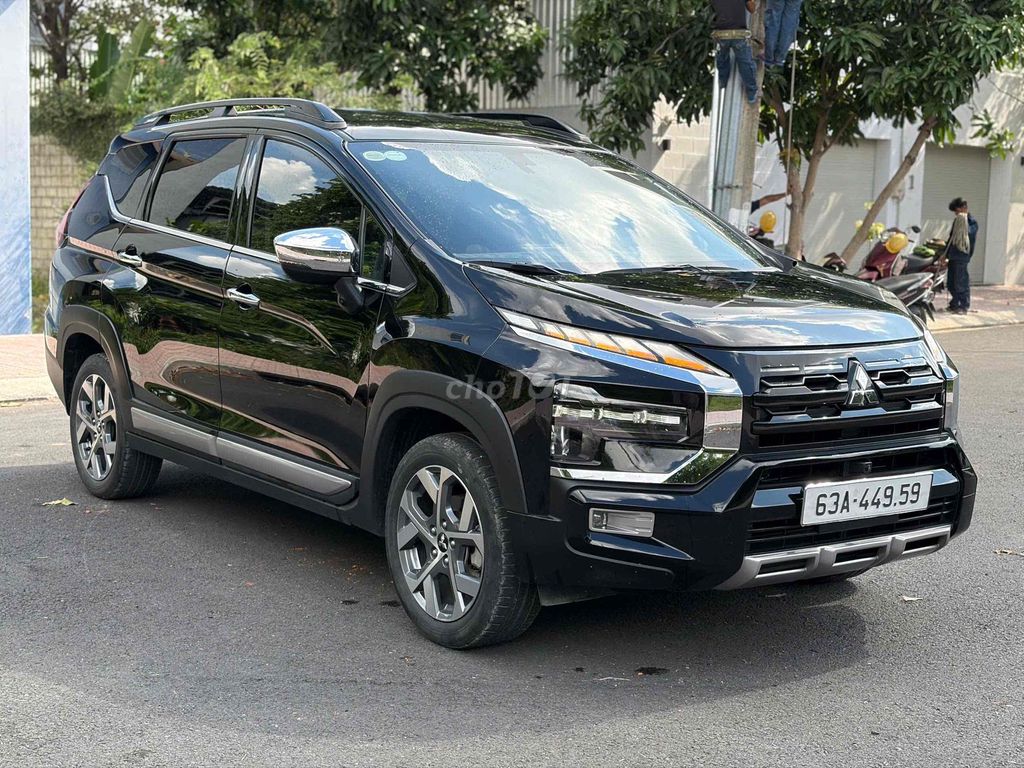 Mitsubishi Xpander Cross 2025, пробег 20 тыс. км, отличное состояние