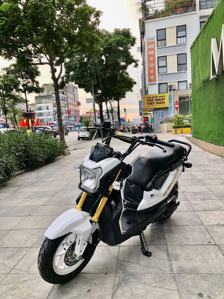 Zoomer X 2019 biển 29 tam hoa 333  zin 100%. Mua bán Xe máy tại Quận Hoàng Mai Hà Nội được đăng bởi Trường Giang Phạm hình 5