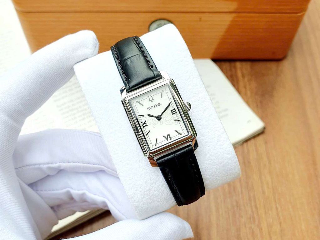 Đồng hồ Bulova 96L330 Nữ. Mua bán Đồng hồ tại Thành phố Bà Rịa Bà Rịa - Vũng Tàu được đăng bởi Lorencia Xách Tay hình 1